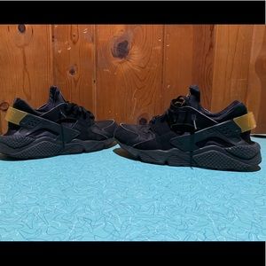 Nike Huaraches